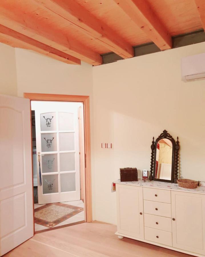 Hvar Heart Heritage Apartment Стари Град Екстериор снимка